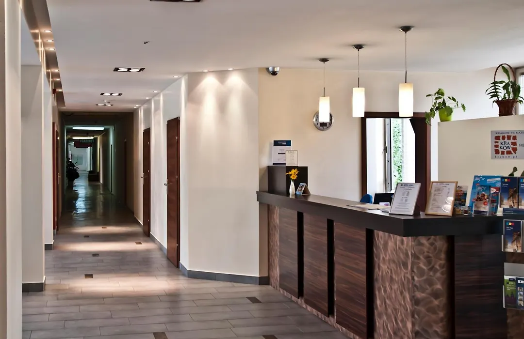 Dom Turystyczny Indigo - Hotel Pracowniczy-1